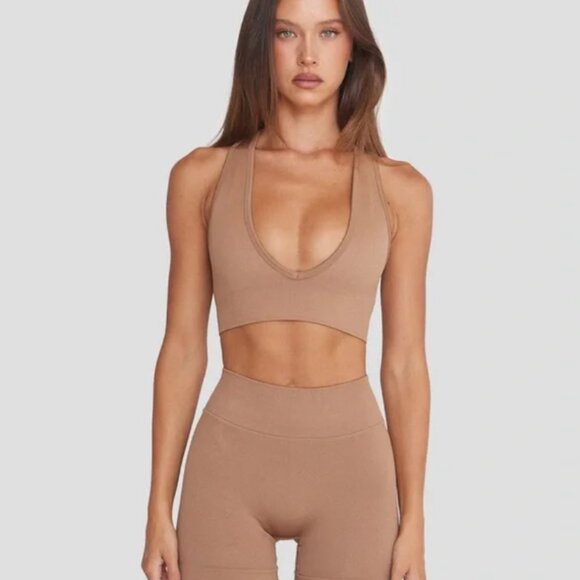 CSB x Isabelle Mathers NYLA CROP - Picture 1 of 5